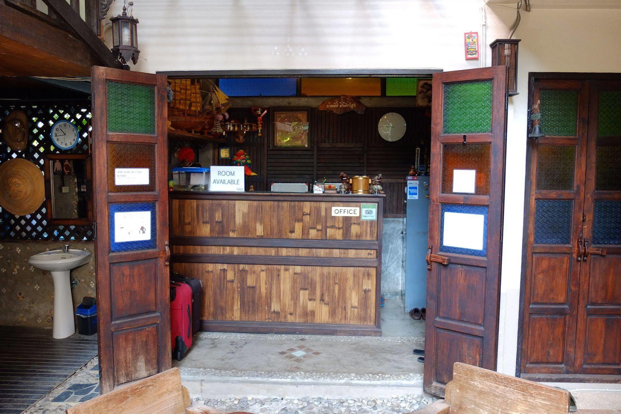 Saithong Guesthouse Chiang Mai Esterno foto