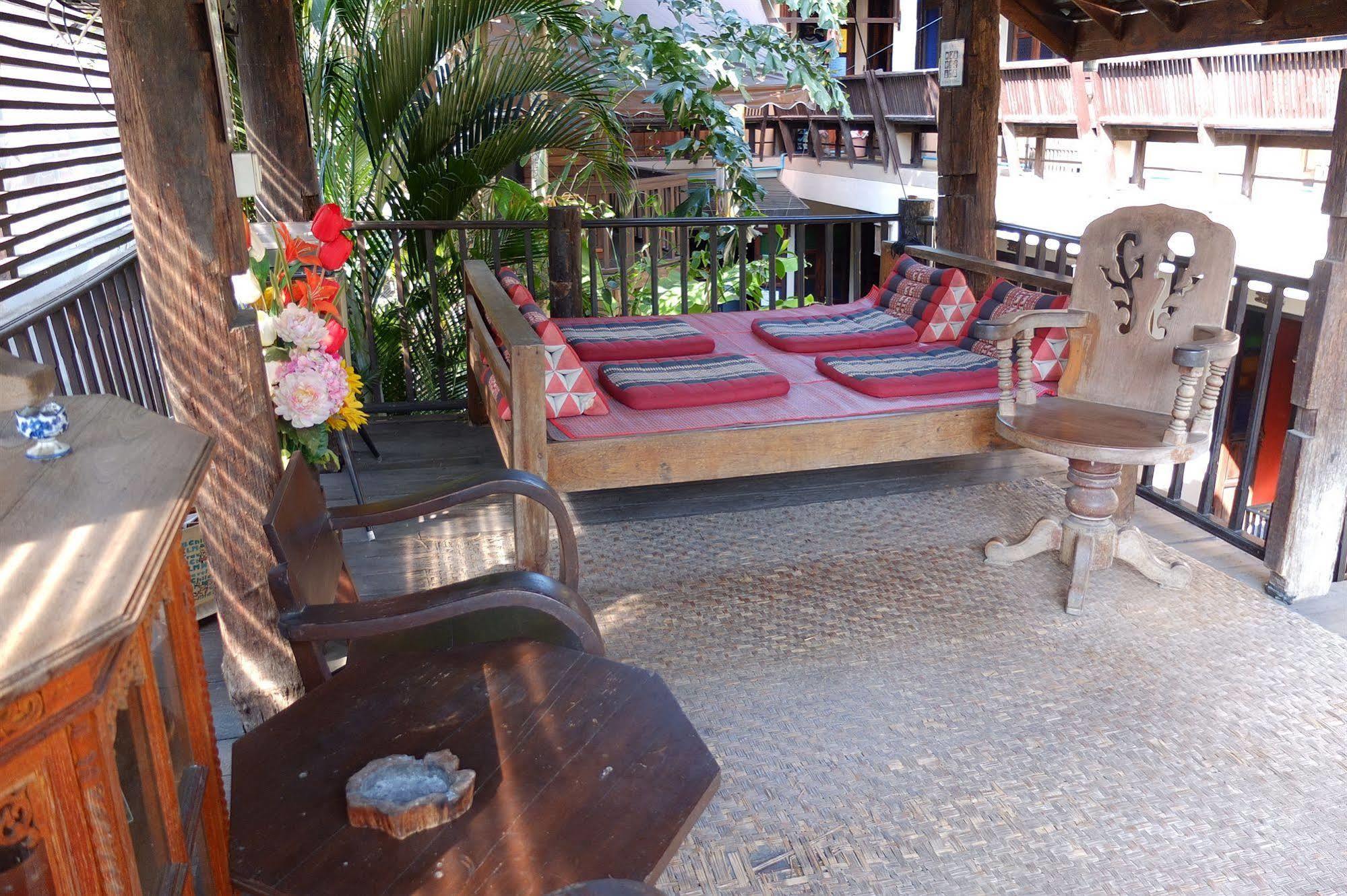 Saithong Guesthouse Chiang Mai Esterno foto