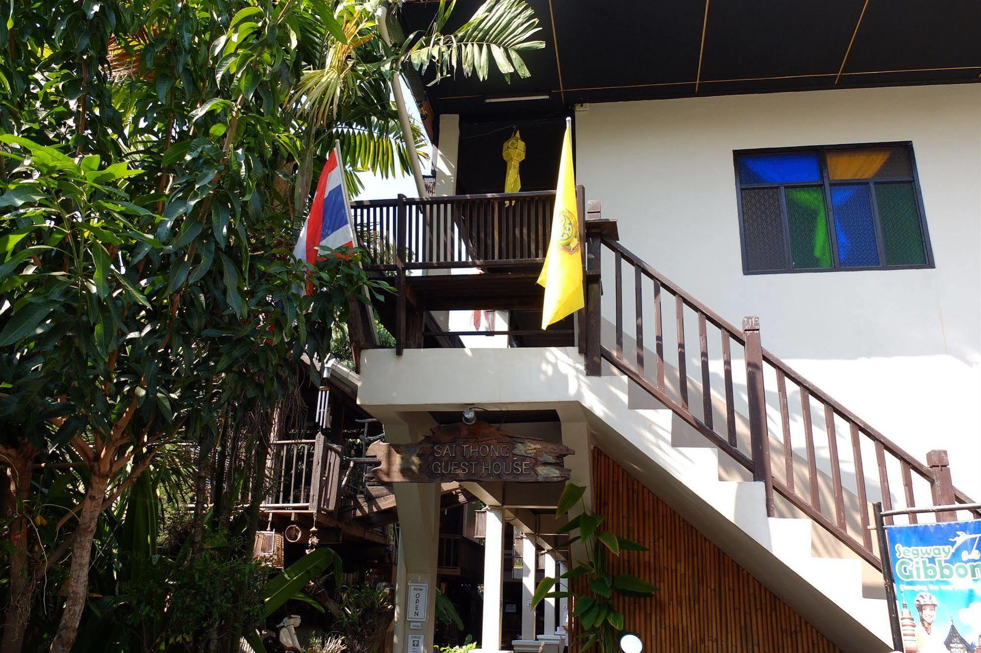 Saithong Guesthouse Chiang Mai Esterno foto